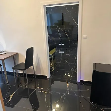 Appartamento Luxurioese Im Direkten Zentrum Von *